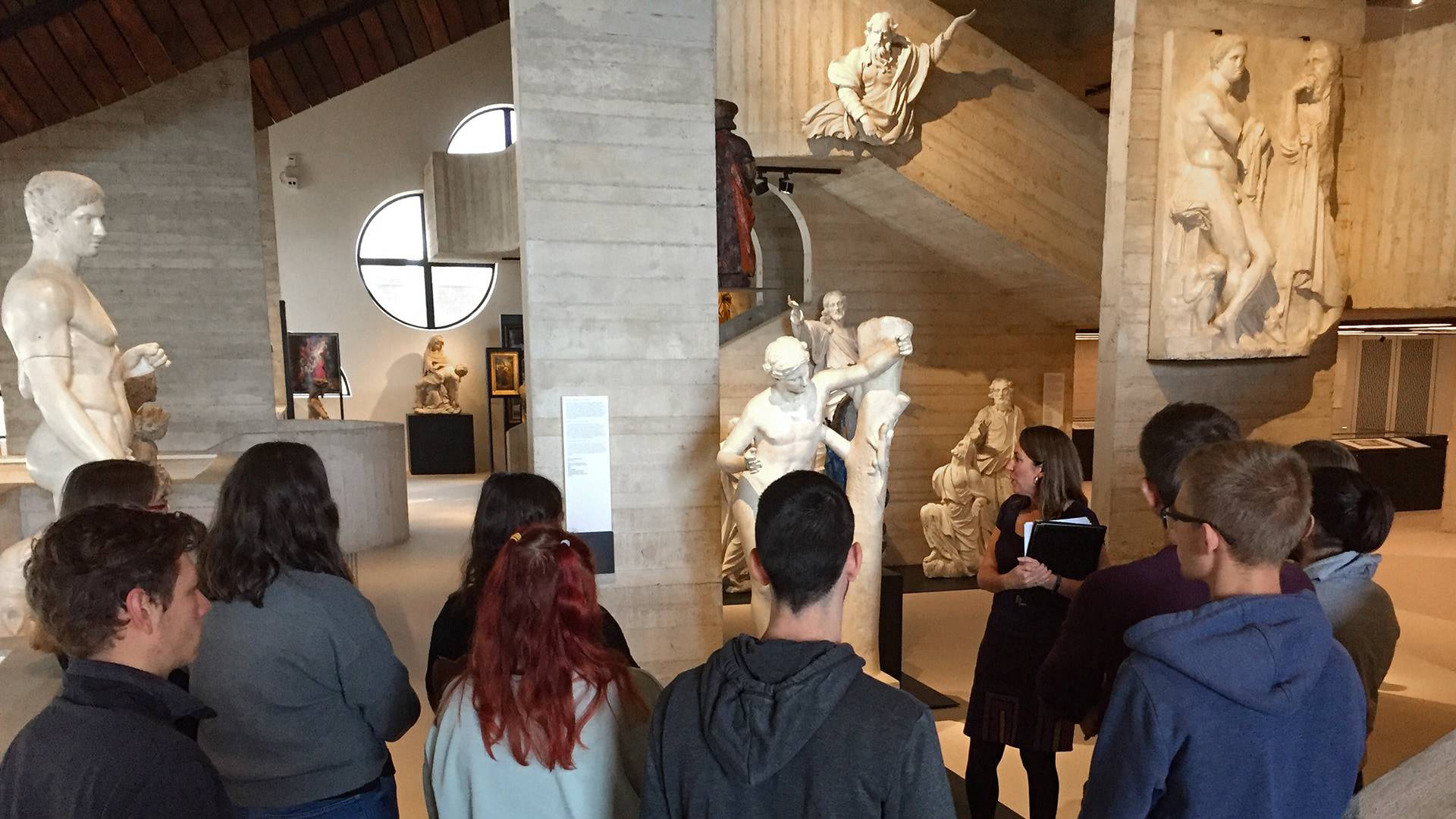 Blog: UHCL prof lectures Belgian students about object biography