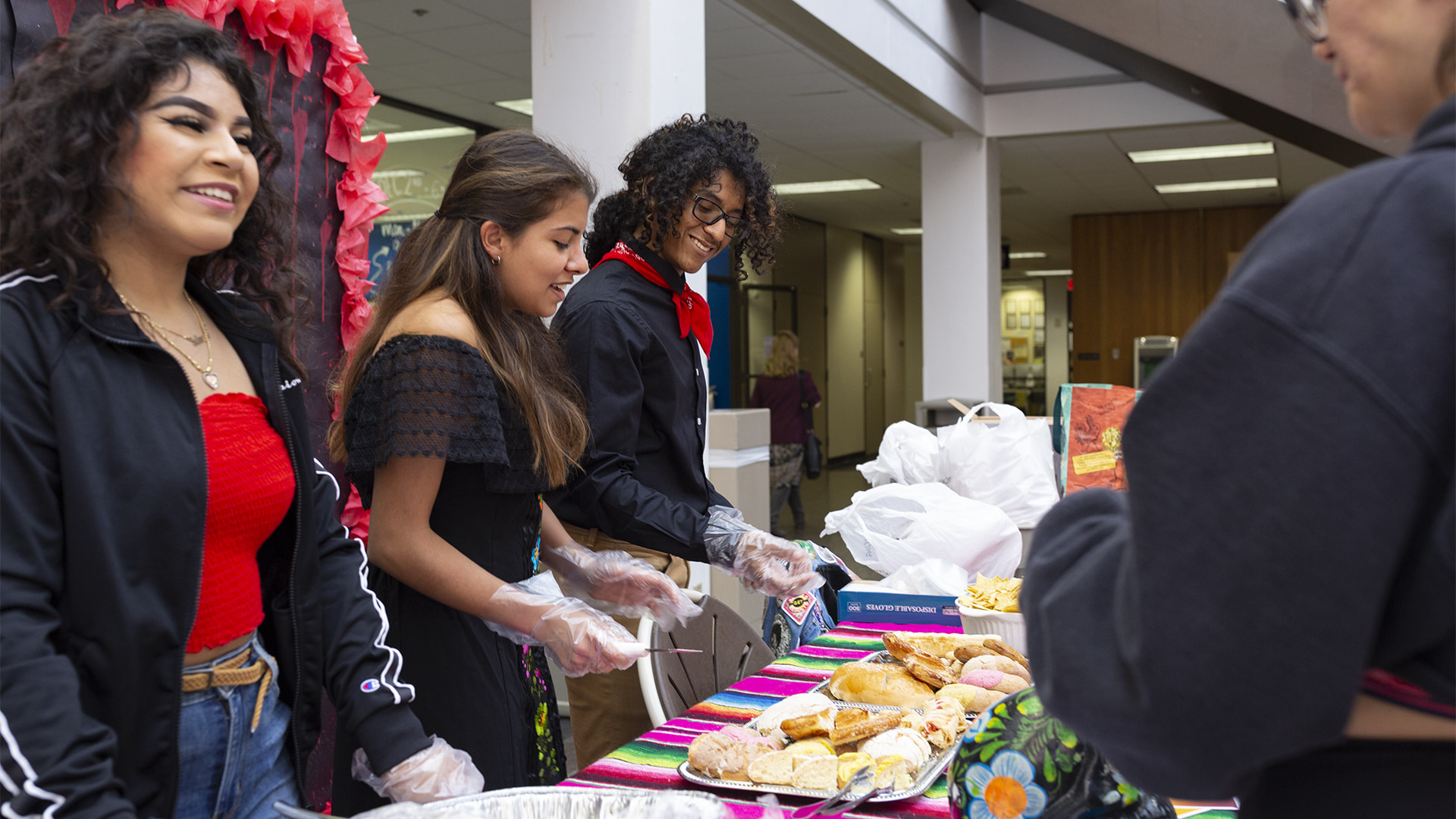 Global Expo highlights UHCL's cultural diversity during International Education Week