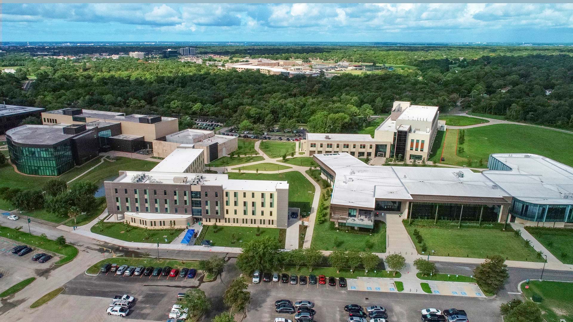 U.S. News and World Report’s Best Colleges ranking elevates UHCL to national designation