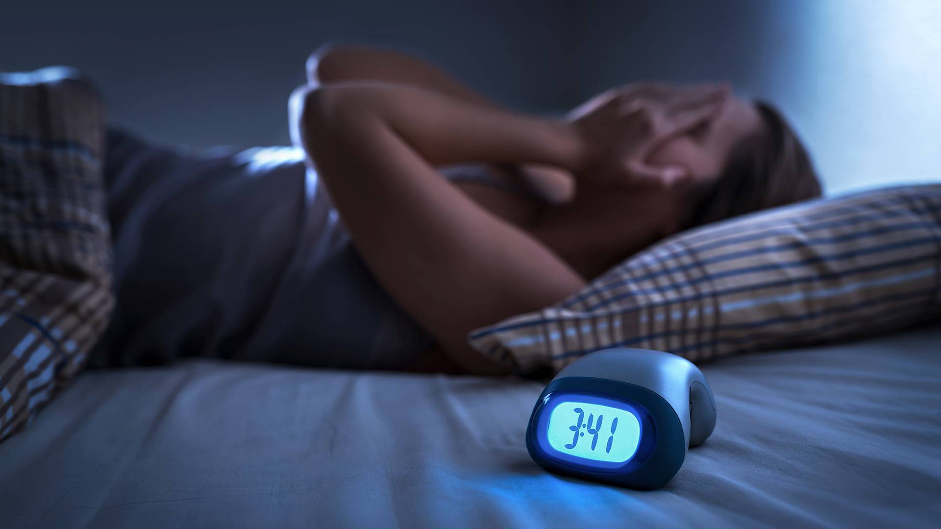 Tips on how to say 'good night' to pandemic insomnia