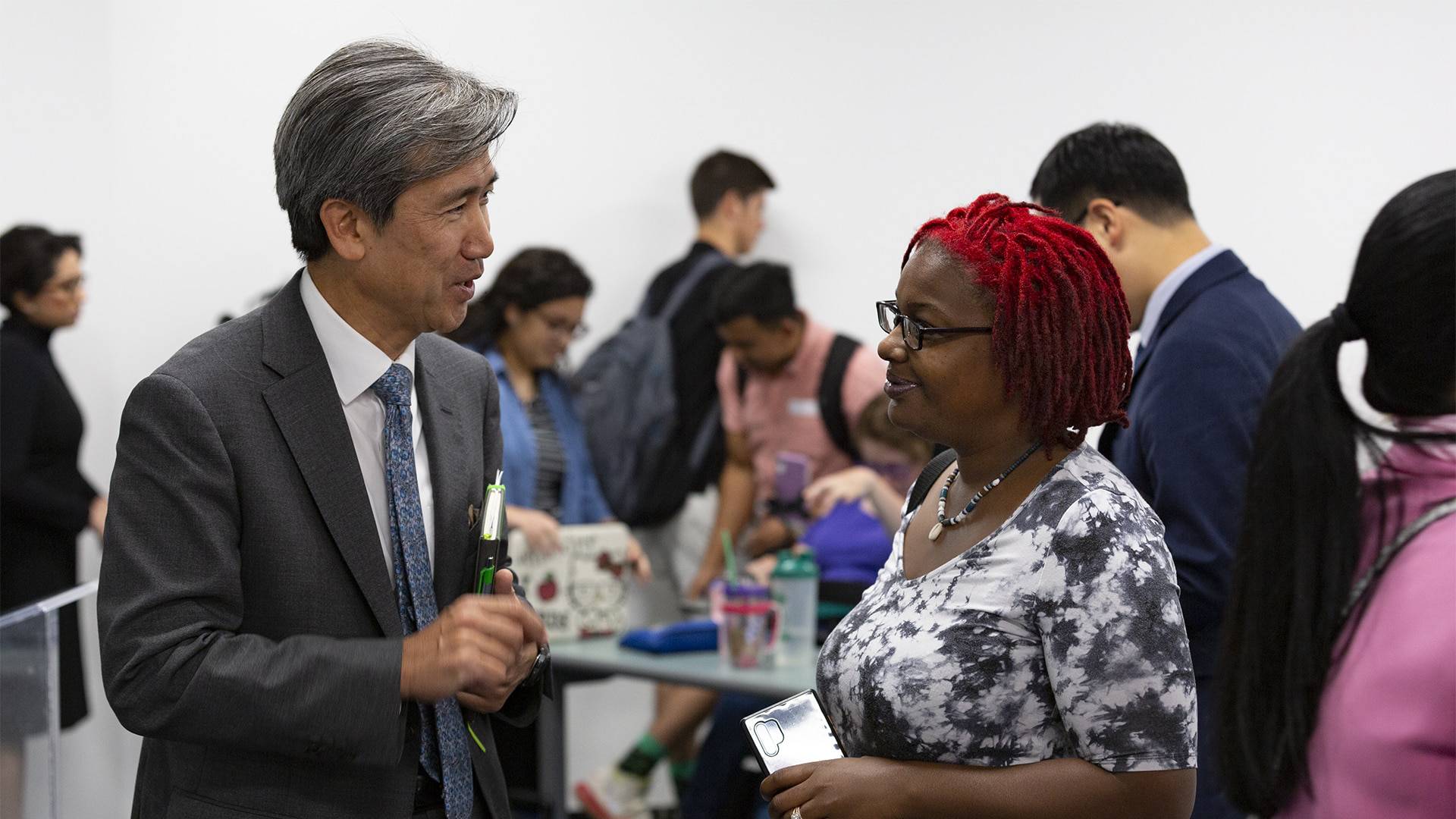 Korean diplomat discusses country's ties to Texas to UHCL students, administrators