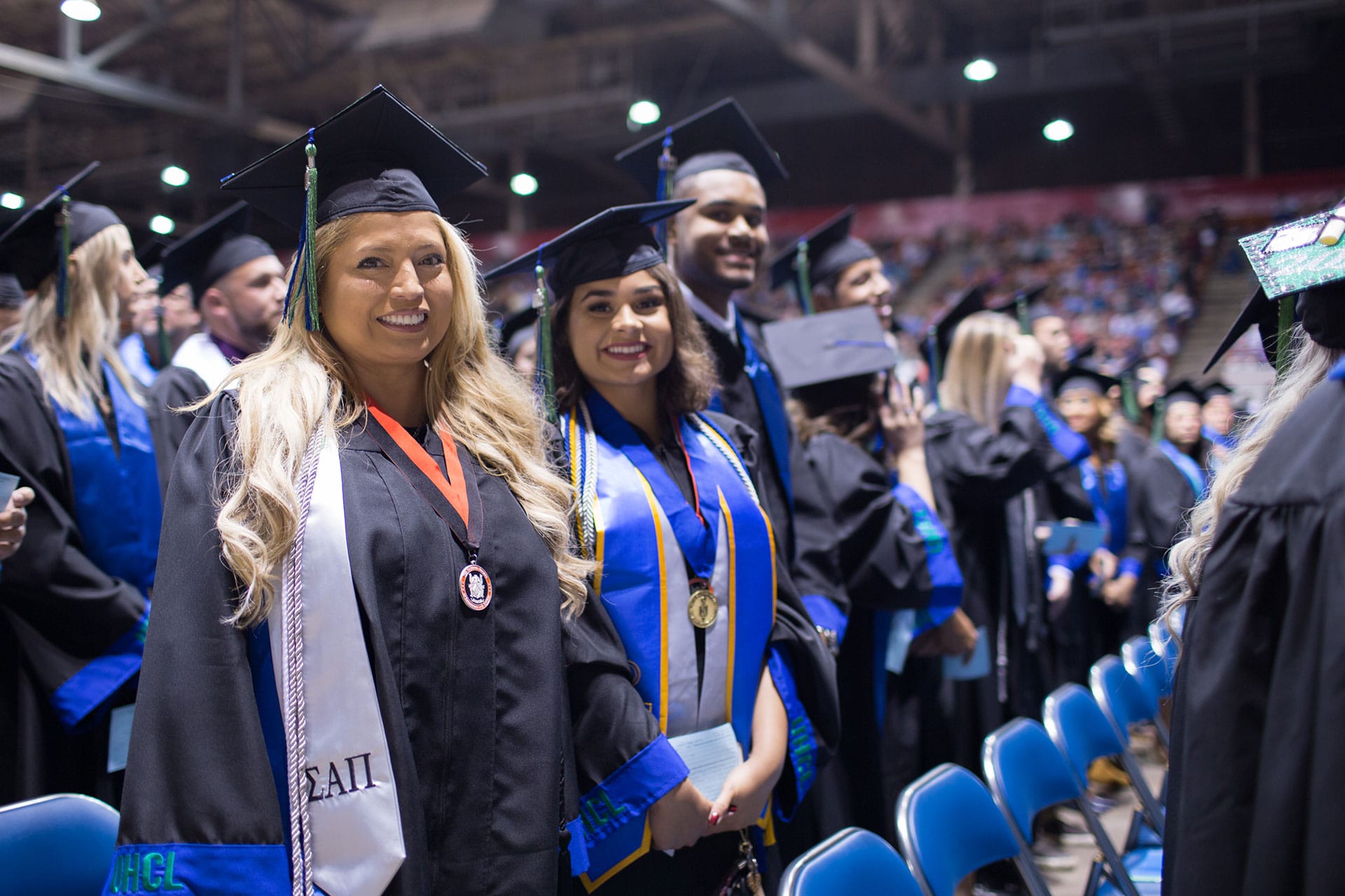 Nearly 1,100 UHCL grads walk at spring commencement