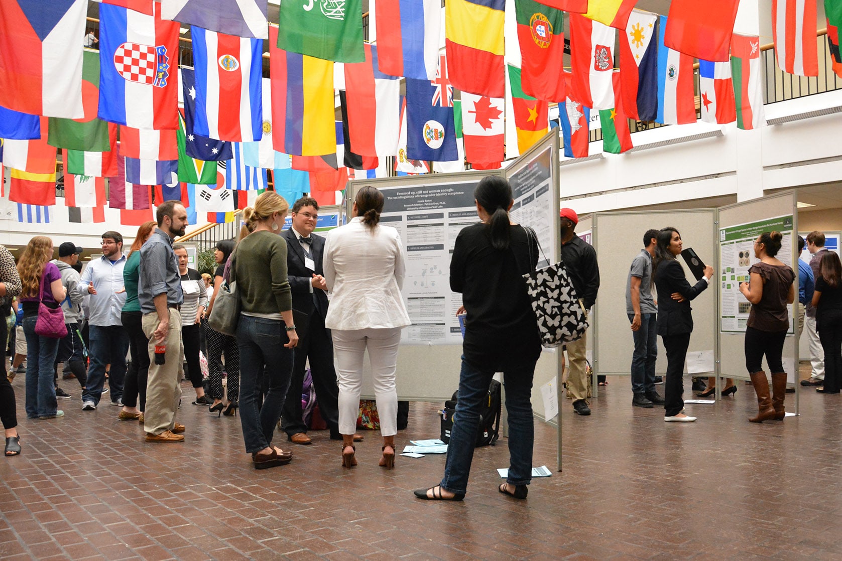 Students, faculty showcase innovative research at UHCL conference 